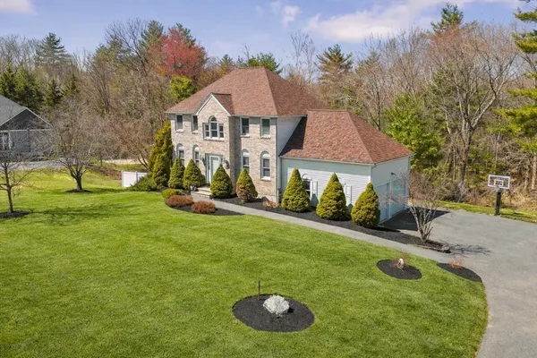 $1,149,000 | 14 Hickory Lane, Ipswich, MA 01938