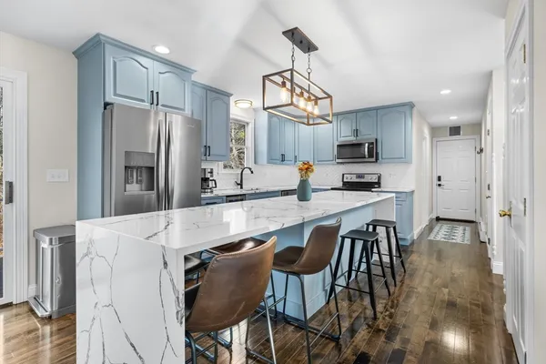 $1,149,000 | 14 Hickory Lane, Ipswich, MA 01938