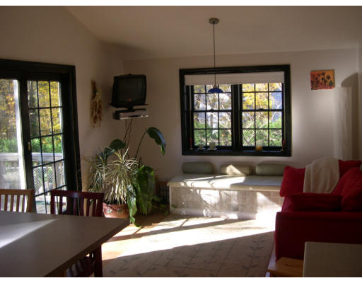 12 Lakeview Road Wayland, MA 01778 - Photo 3 of 5 Gallery Image 3