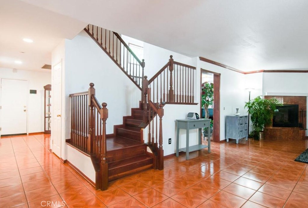 38305 Encanto Road Murrieta, CA 92563 - Photo 9 of 10 Gallery Image 9
