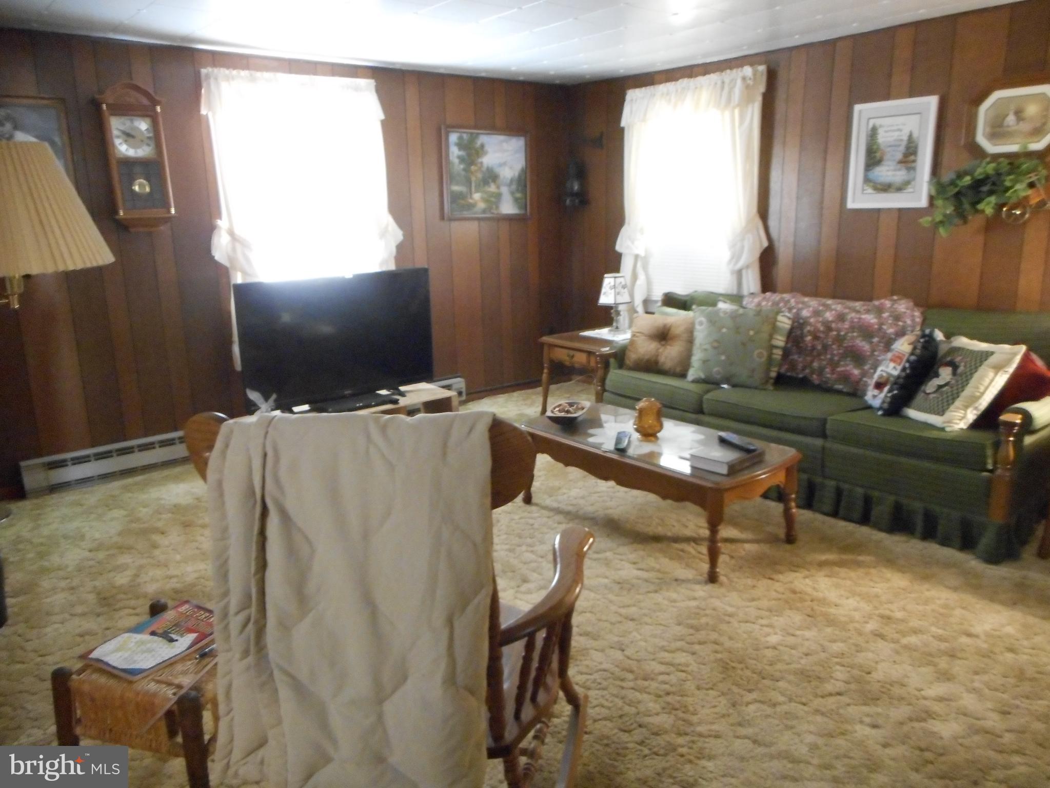 3089 Householder Road Hedgesville, WV 25427 - Photo 14 of 30 Living Room