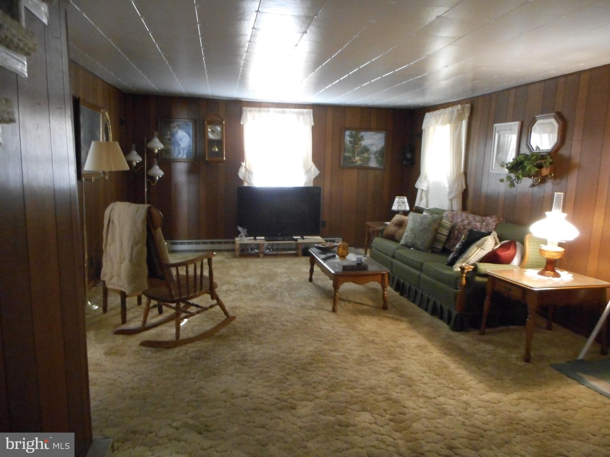 3089 Householder Road Hedgesville, WV 25427 - Photo 18 of 30 Living Room