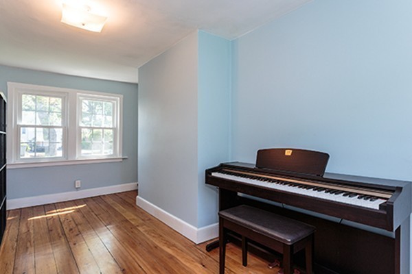 9 Gilmore Road Belmont, MA 02478 - Photo 10 of 21 Gallery Image 10