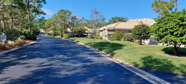 $5,900 | 306 Emerald Bay Circle, Unit J5, Naples, FL 34110