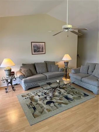 $5,900 | 306 Emerald Bay Circle, Unit J5, Naples, FL 34110