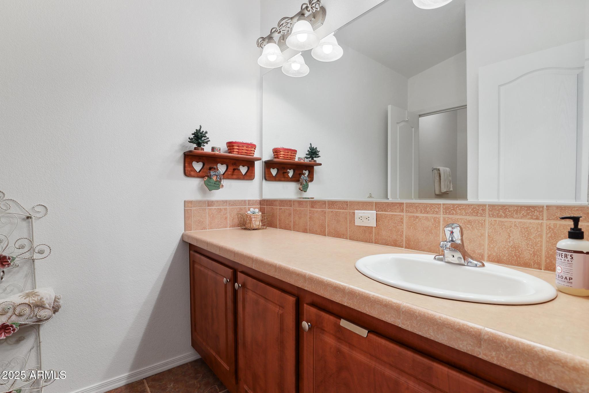 835 Deercreek Drive Payson, AZ 85541 - Photo 19 of 27 bathroom