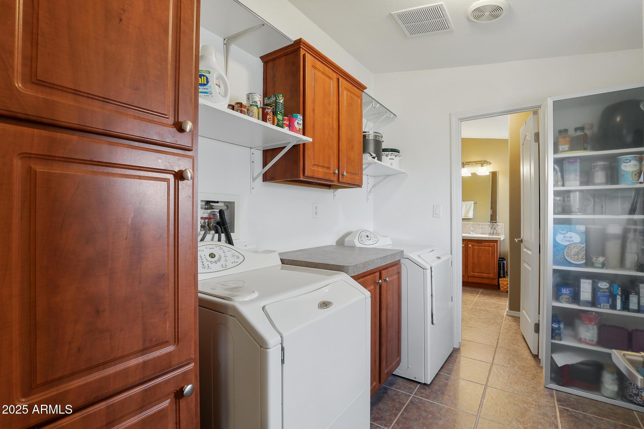 835 Deercreek Drive Payson, AZ 85541 - Photo 10 of 27 laundry