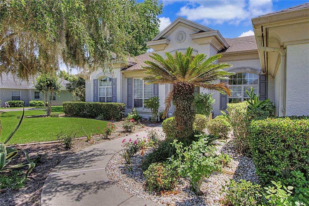 2114 Southeast 25th Loop Ocala, FL 34471 - Photo 2 of 39