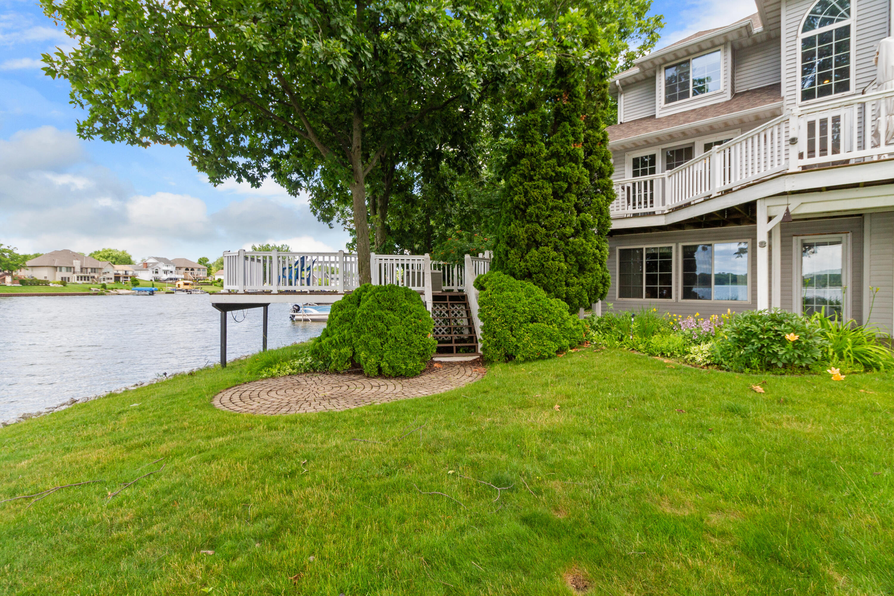 1739 Beachview Court Crown Point, IN 46307 - Photo 75 of 82 3000x2000