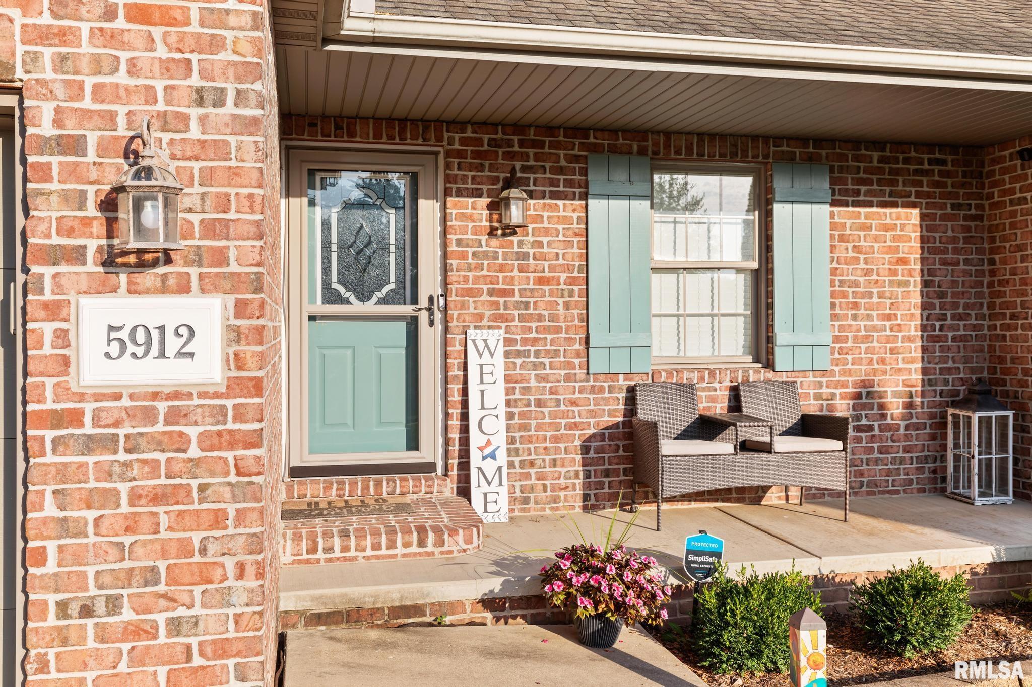 5912 West Ridgecrest Circle Peoria, IL 61615 - Photo 3 of 49 Gallery Image 3