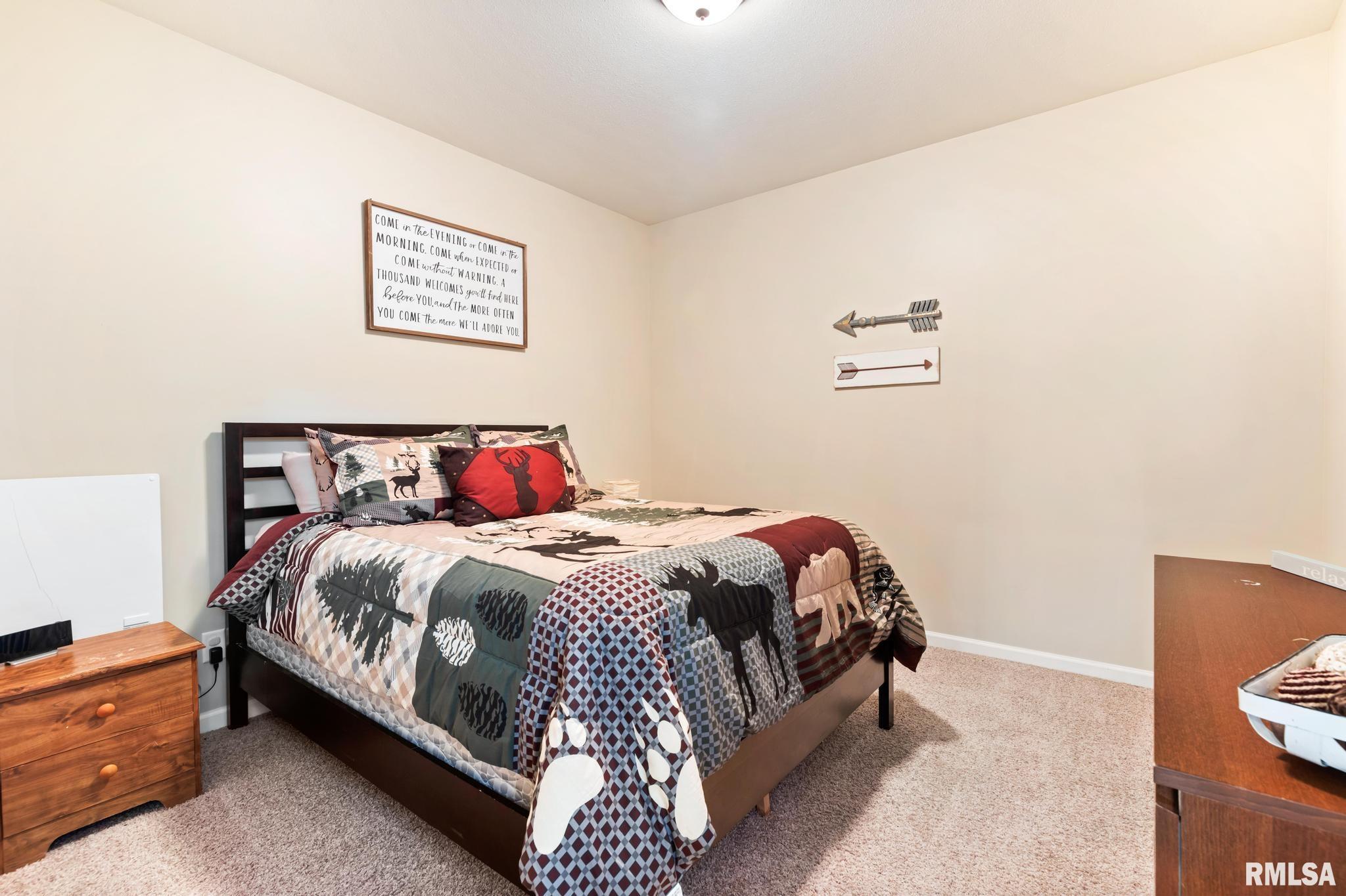 5912 West Ridgecrest Circle Peoria, IL 61615 - Photo 39 of 49 Gallery Image 39