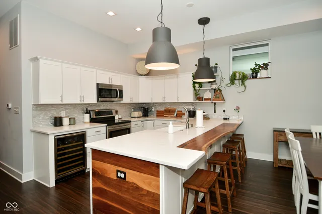 $2,900 | 1426 Olive Street, Indianapolis, IN 46203