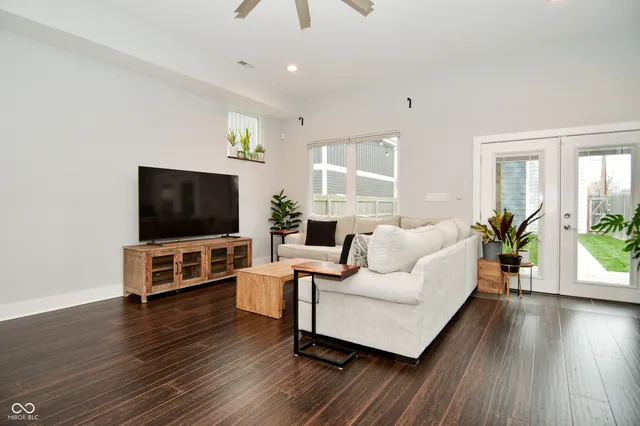 $2,900 | 1426 Olive Street, Indianapolis, IN 46203