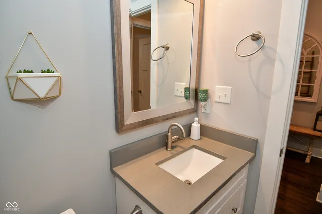 $2,900 | 1426 Olive Street, Indianapolis, IN 46203