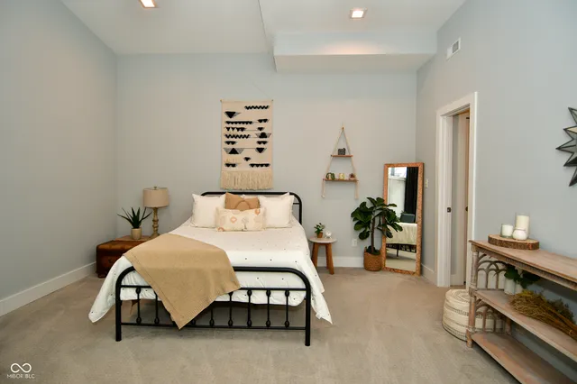 $2,900 | 1426 Olive Street, Indianapolis, IN 46203