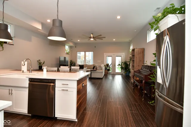 $2,900 | 1426 Olive Street, Indianapolis, IN 46203