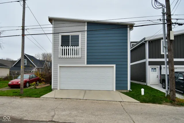 $2,900 | 1426 Olive Street, Indianapolis, IN 46203