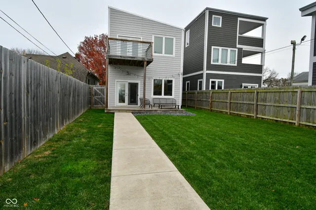 $2,900 | 1426 Olive Street, Indianapolis, IN 46203