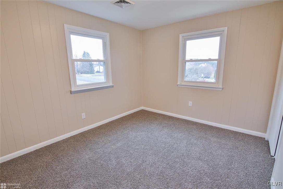 437 Hahn Road Nazareth, PA 18064 - Photo 21 of 38 an empty room with a window