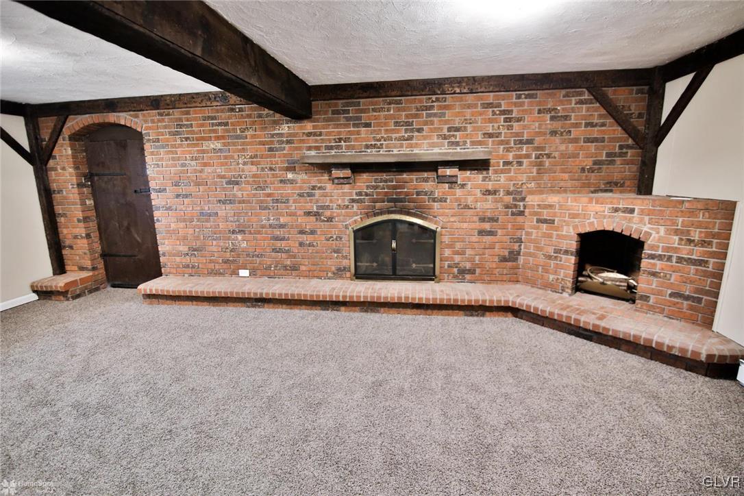 437 Hahn Road Nazareth, PA 18064 - Photo 25 of 38 a view of an empty room and fire place