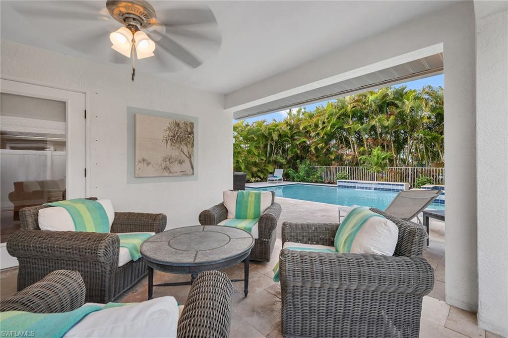 707 96th Avenue North Naples, FL 34108 - Photo 21 of 36