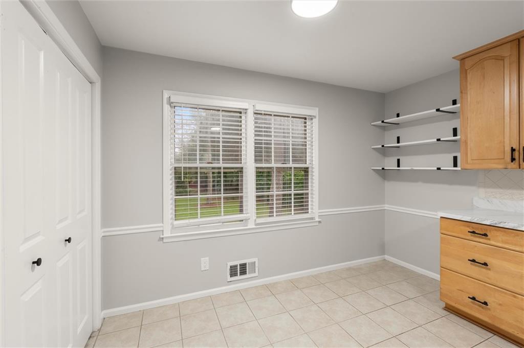 3220 Casteel Road Marietta, GA 30062 - Photo 9 of 37