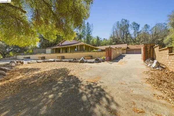 $589,000 | 23608 Porcina Way, Columbia, CA 95310