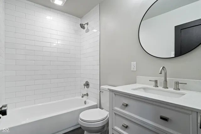 $274,900 | 306 North 18th Avenue, Beech Grove, IN 46107