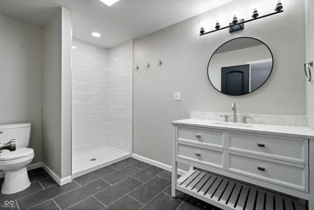 $274,900 | 306 North 18th Avenue, Beech Grove, IN 46107