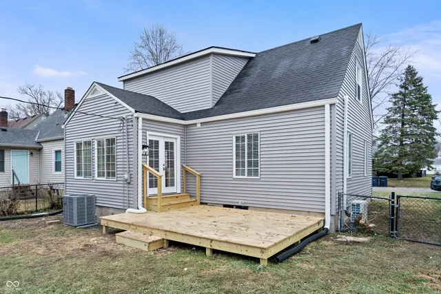 $274,900 | 306 North 18th Avenue, Beech Grove, IN 46107