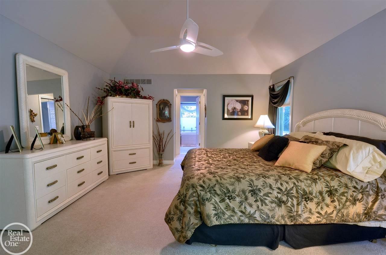 4600 Lake George Road Leonard, MI 48367 - Photo 30 of 51 50007102-29.JPG