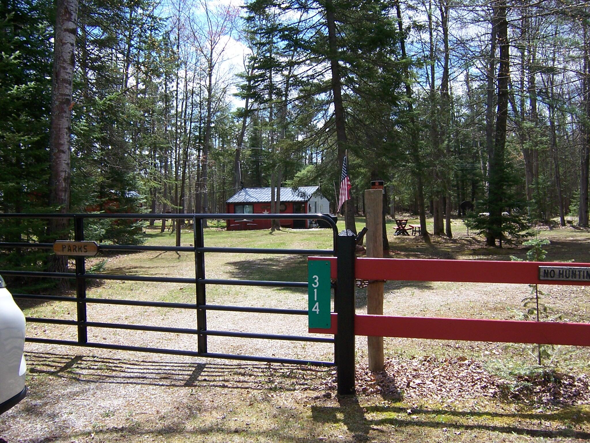 314 East Russell Lake Road Roscommon, MI 48653 - Photo 32 of 44 Gallery Image 32
