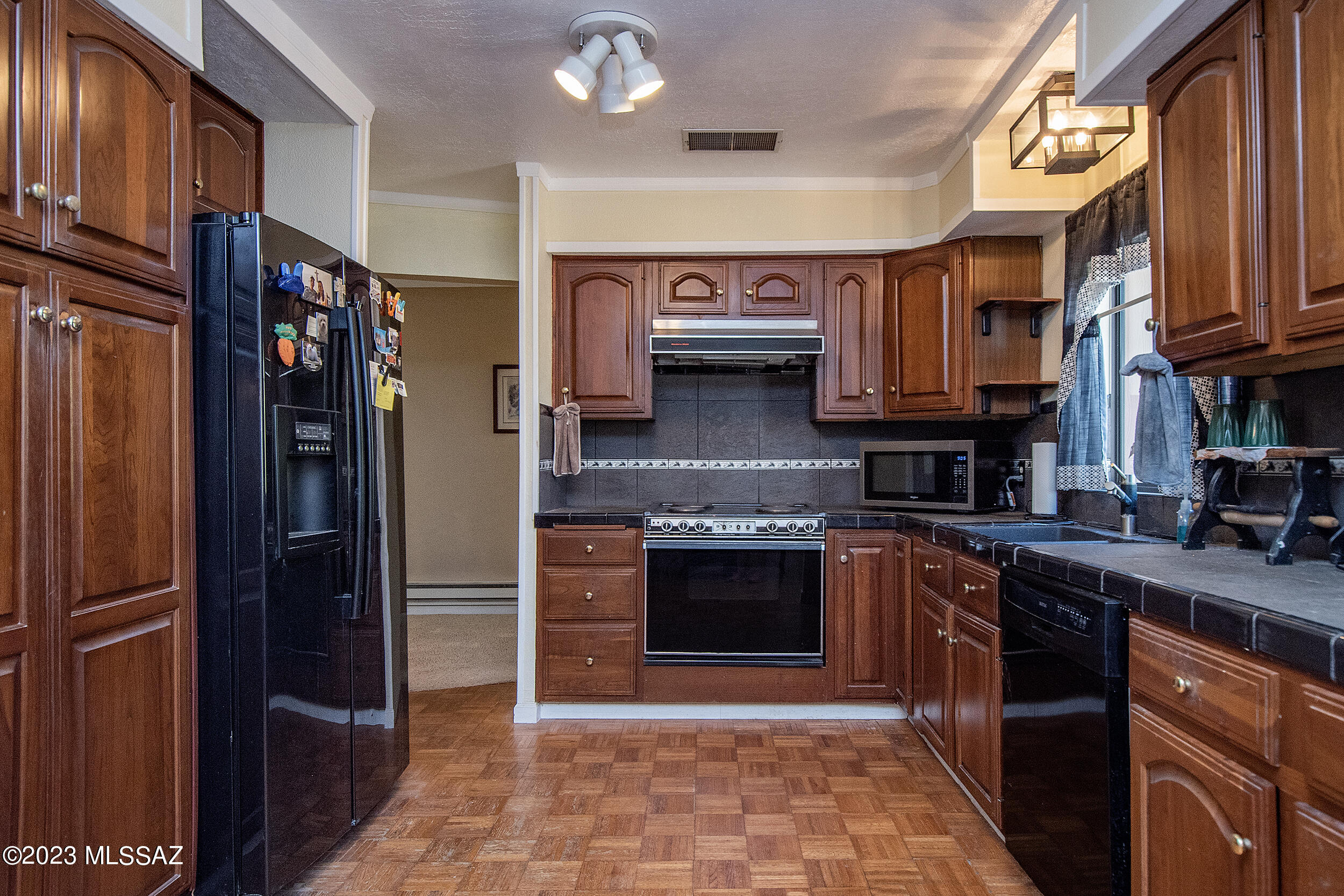 4610 West Mossman Road Tucson, AZ 85757 - Photo 12 of 44 Gallery Image 12