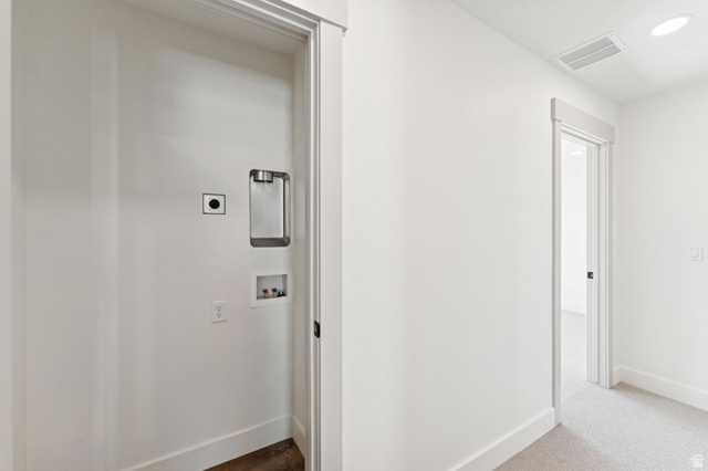 252 North Main Street Bountiful, UT 84010 - Photo 15 of 34 Hallway featuring carpet flooring and recessed lighting