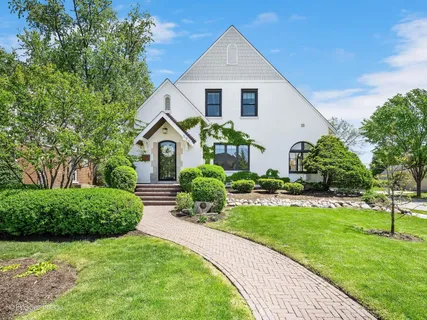 $1,074,900 | 591 South Poplar Avenue, Elmhurst, IL 60126