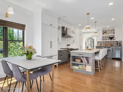 $1,074,900 | 591 South Poplar Avenue, Elmhurst, IL 60126