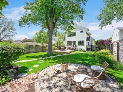 $1,074,900 | 591 South Poplar Avenue, Elmhurst, IL 60126