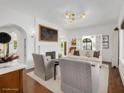 $1,074,900 | 591 South Poplar Avenue, Elmhurst, IL 60126