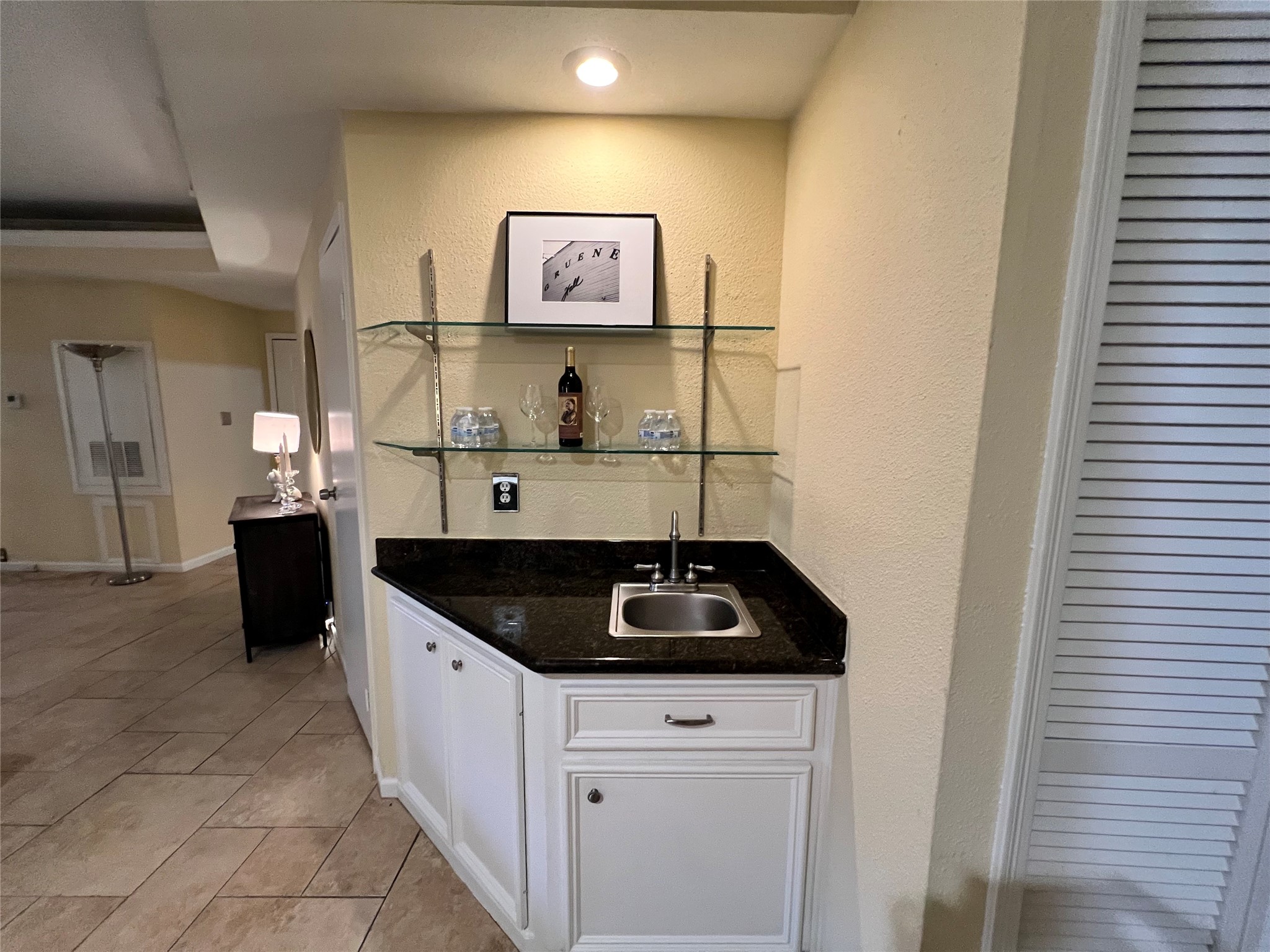 4900 Floyd Street, Unit 4 Houston, TX 77007 - Photo 11 of 27