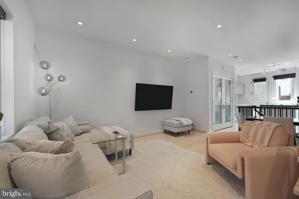 $999,000 | 1313 Linden Court Northeast, Washington, DC 20002