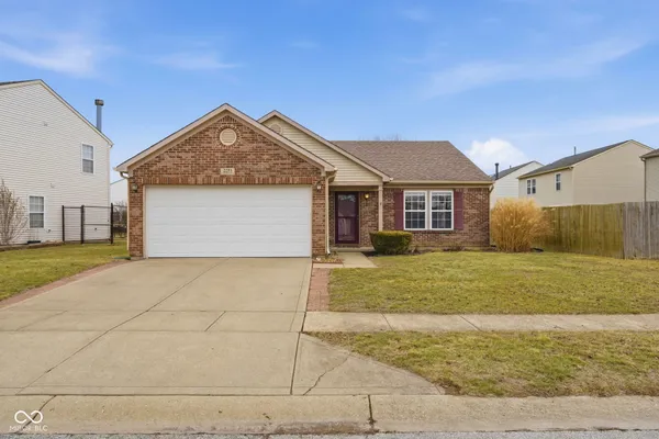 $266,000 | 2253 Summerfield Drive, Plainfield, IN 46168