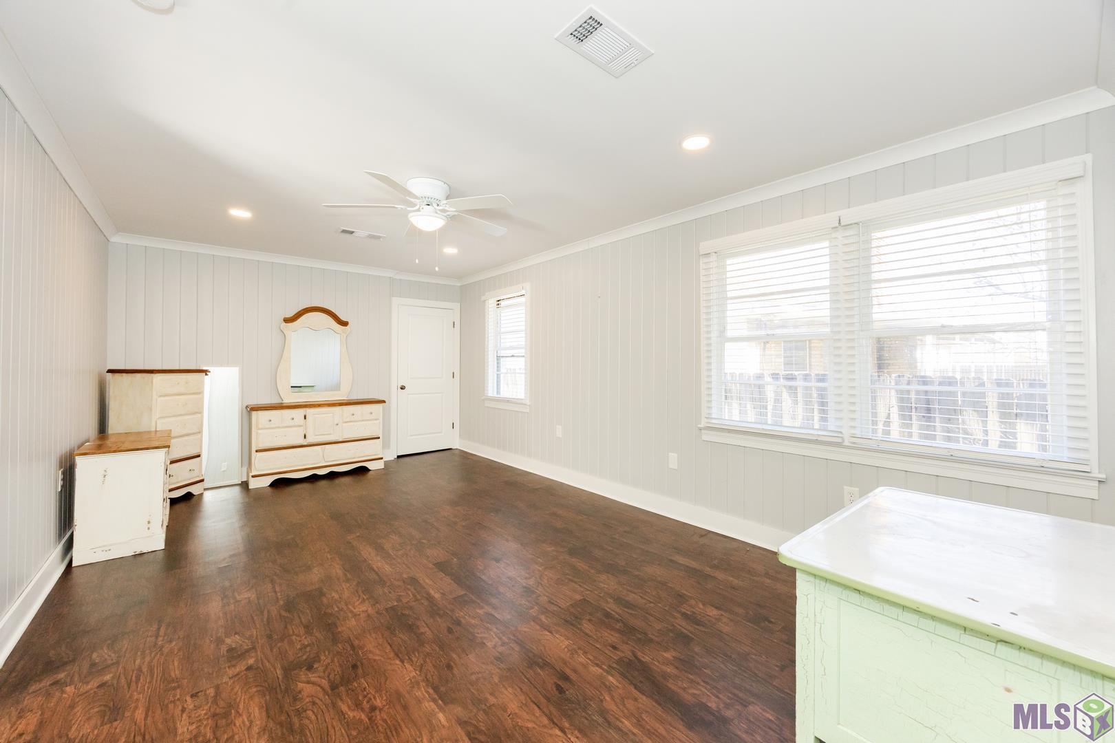 423 Avenue East Port Allen, LA 70767 - Photo 12 of 33