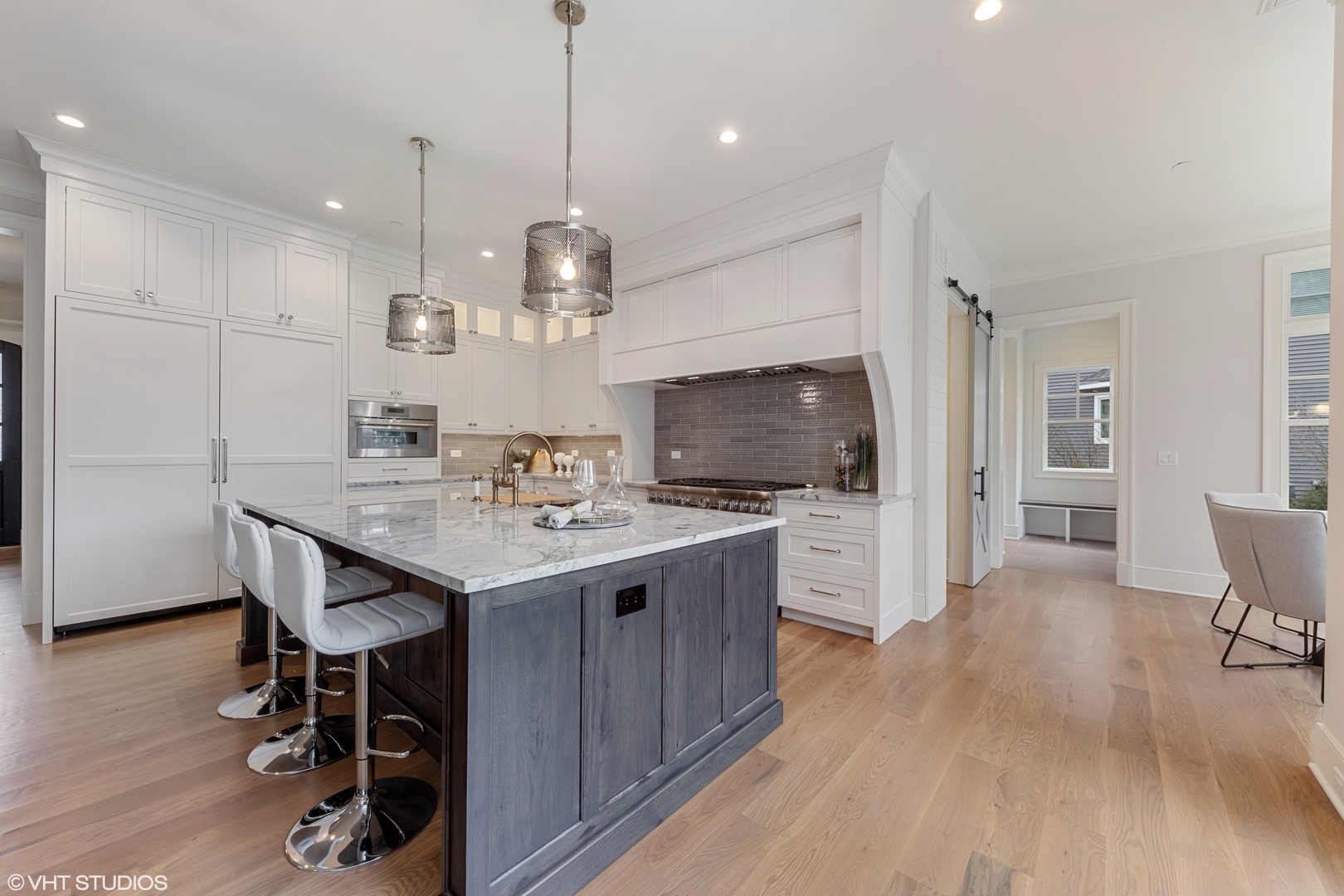 810 Highview Avenue Glen Ellyn, IL 60137 - Photo 8 of 45