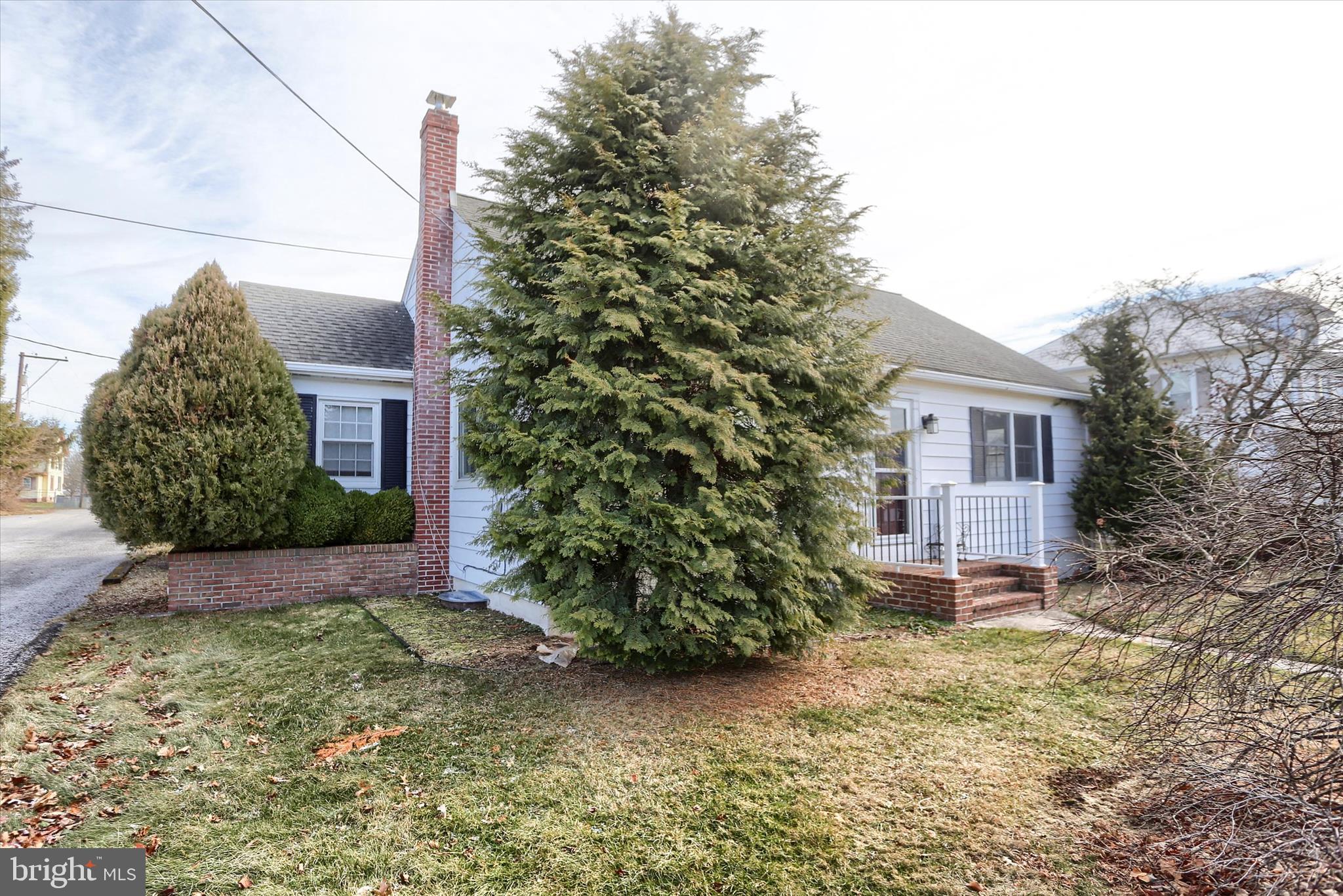 302 Park Road Valley View, PA 17983 - Photo 3 of 59 Gallery Image 3