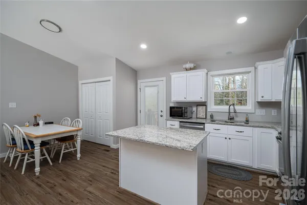 $289,000 | 660 West 9th Street, Newton, NC 28658