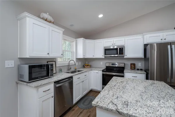 $289,000 | 660 West 9th Street, Newton, NC 28658