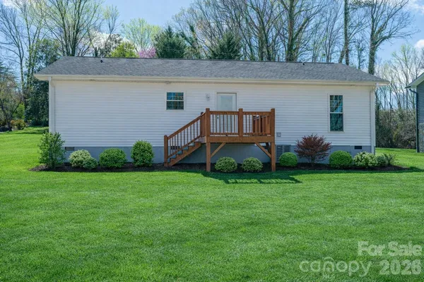 $289,000 | 660 West 9th Street, Newton, NC 28658