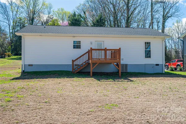 $289,000 | 660 West 9th Street, Newton, NC 28658