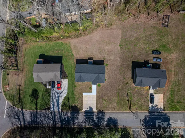 $289,000 | 660 West 9th Street, Newton, NC 28658