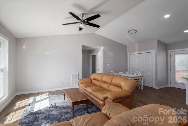 $289,000 | 660 West 9th Street, Newton, NC 28658